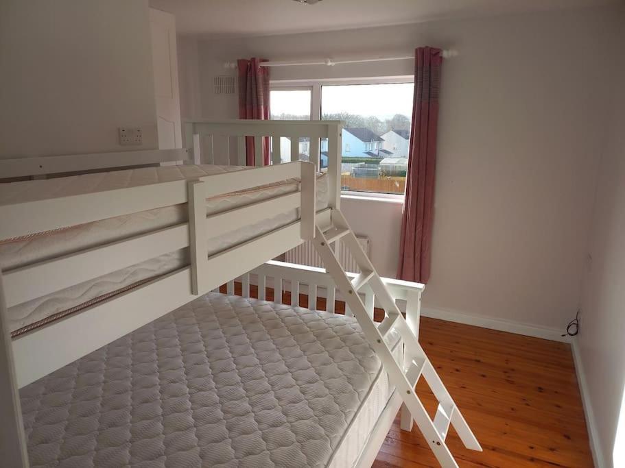 Large 4Bed Available Long-Term In Letterkenny Villa Luaran gambar